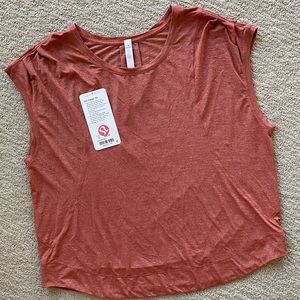 LULULEMON ATHLETICA Gait Keeper Short Sleeve